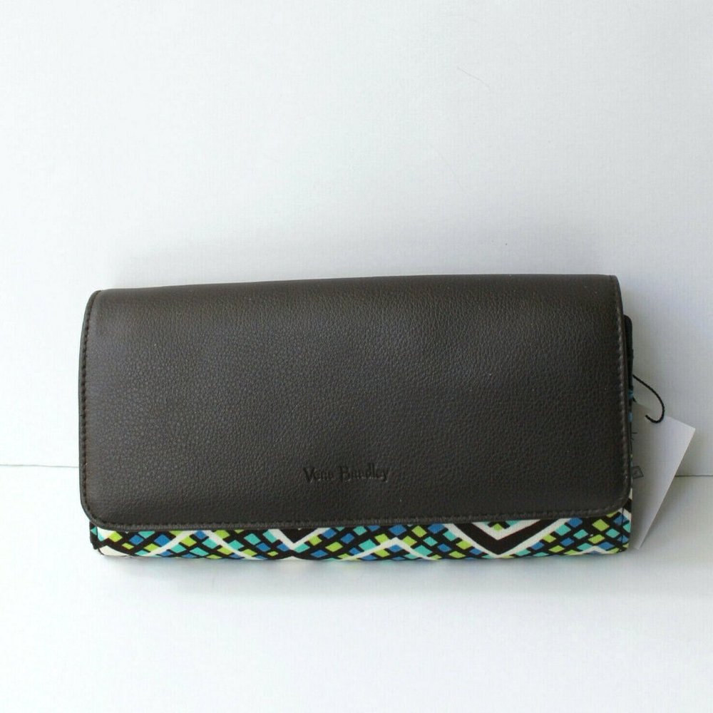 Vera Bradley Audrew Wallet in Rain Forest RFID - Picture 2 of 5